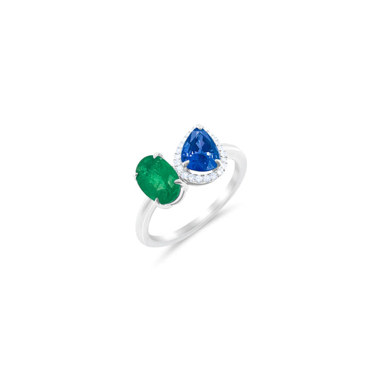 BLUE SAPPHIRE AND EMERALD TWO STONE RING