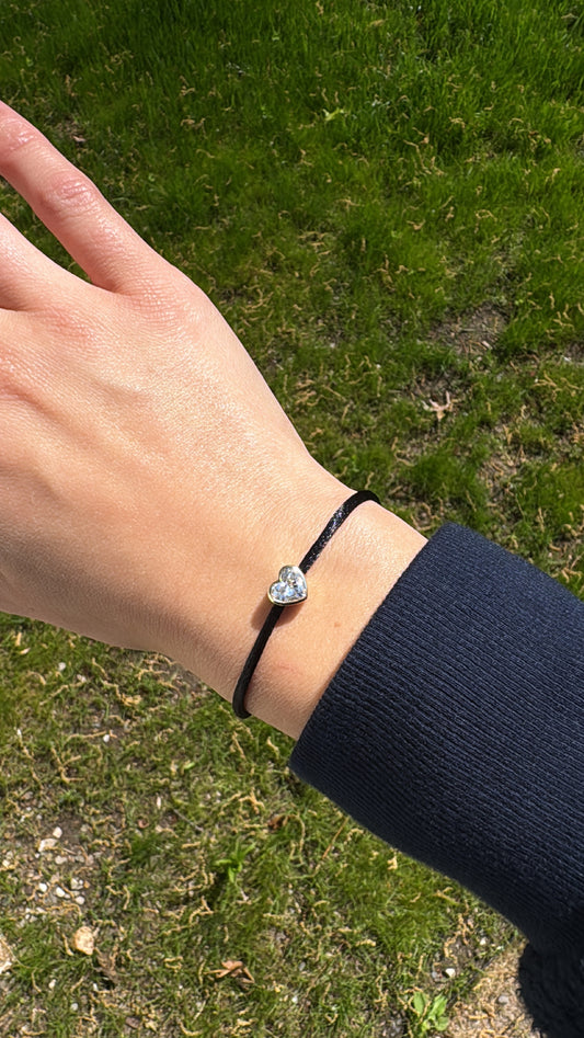 LAB DIAMOND HEART STRING BRACELET