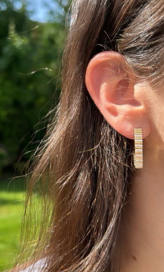 DIAMOND FLUTED J EARRINGS