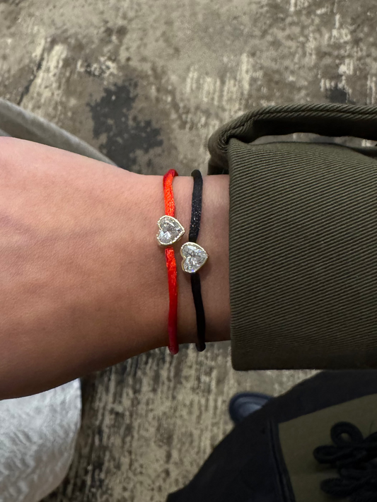 LAB DIAMOND HEART STRING BRACELET